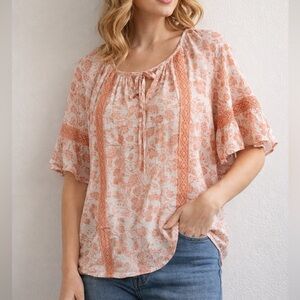 Como Vintage Peach Floral boho Blouse with Lace Size L Crochet Lace Peasant Top